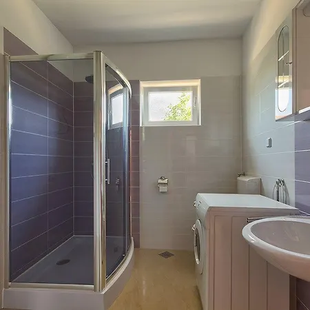 Vidusin Apartment